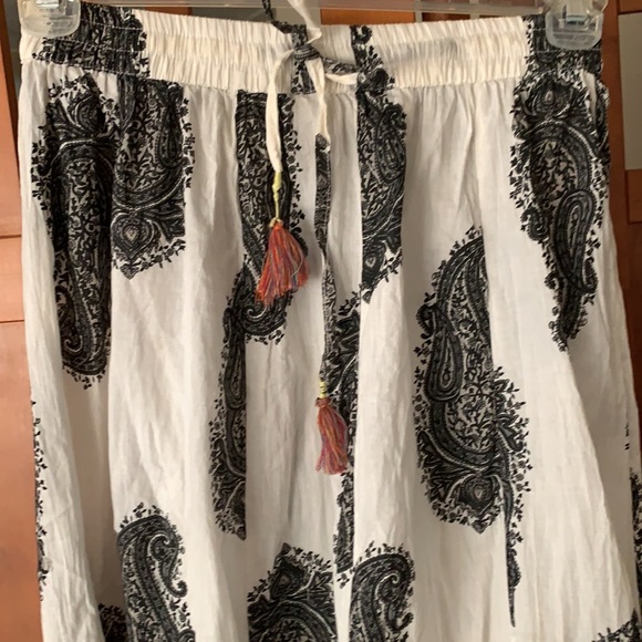 Full Length Full Skirt with Waist Tassels - Picture 2 of 5